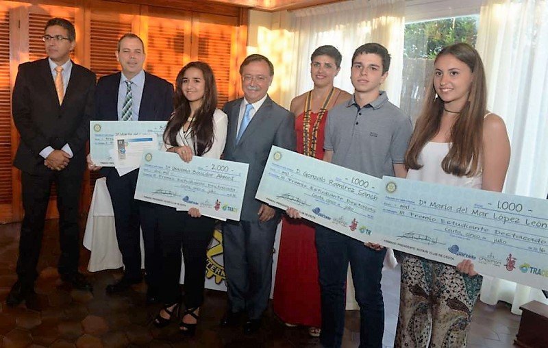 premios_estudiante_destacado_bendayán_juan_vivas_Rotary_Club_Rotarioweb