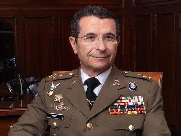 Teniente-General-César-Muro-Benayas