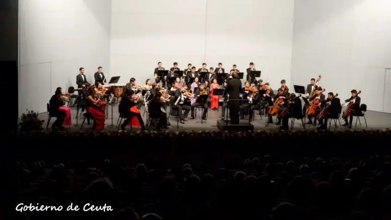 El Collagero 12-17-2015 23_58_32