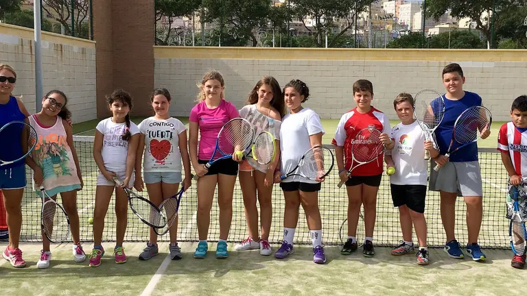 Tenis