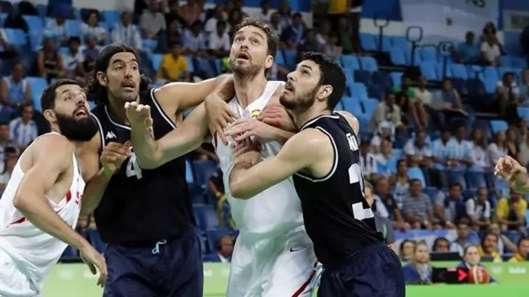 13938477_1088395174541225_85479229551693288_n - copia