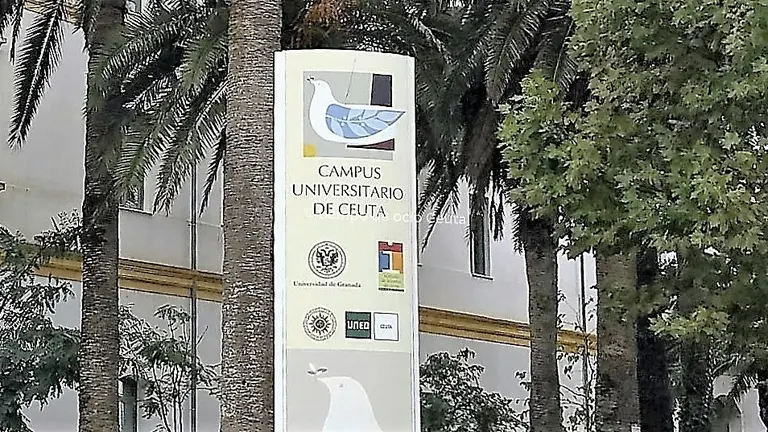 portico-cartel (2)