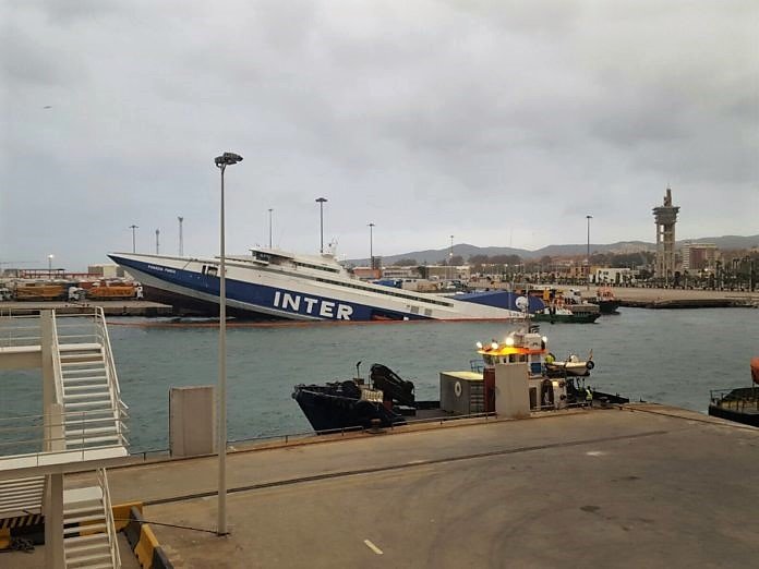 intershipping-hundido-696x522